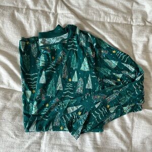 LS Women’s Festive Green Tree Pajama Long Sleeve